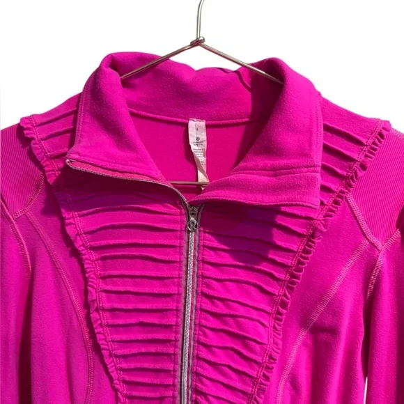 Lululemon Run: Your Heart Out Size 4 Pullover. Paris Pink. Lulu Fanatics - Picture 3 of 5